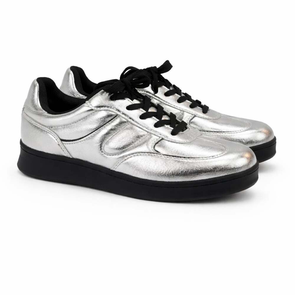 Jenny Fairy Silver Metallic Low Top Sneakers Women's 10-10.5 size 41